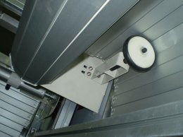 深圳羅湖區(qū)大望村金稻田防火卷簾門(mén) 電動(dòng)卷閘門(mén) 德國(guó)電機(jī)保修三年高清圖片 高清大圖